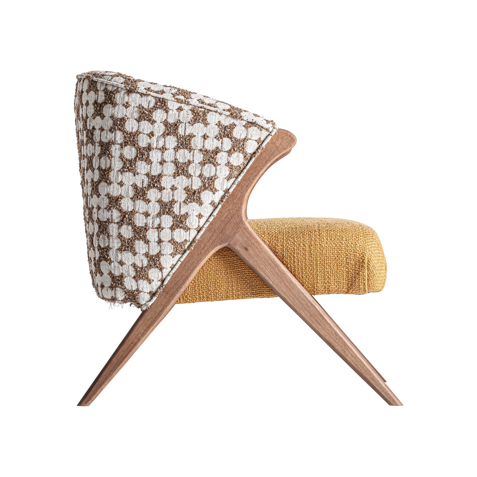 DOLVING ARMCHAIR